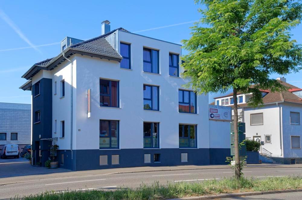 Heilbronner Hotel Am Schoenen Theater Kültér fotó