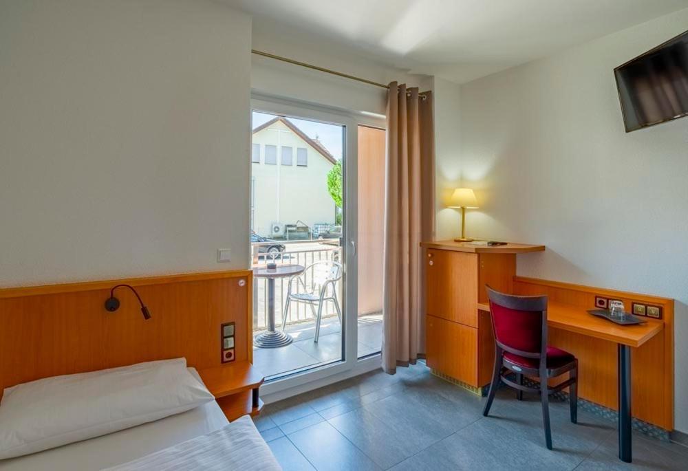 Heilbronner Hotel Am Schoenen Theater Kültér fotó